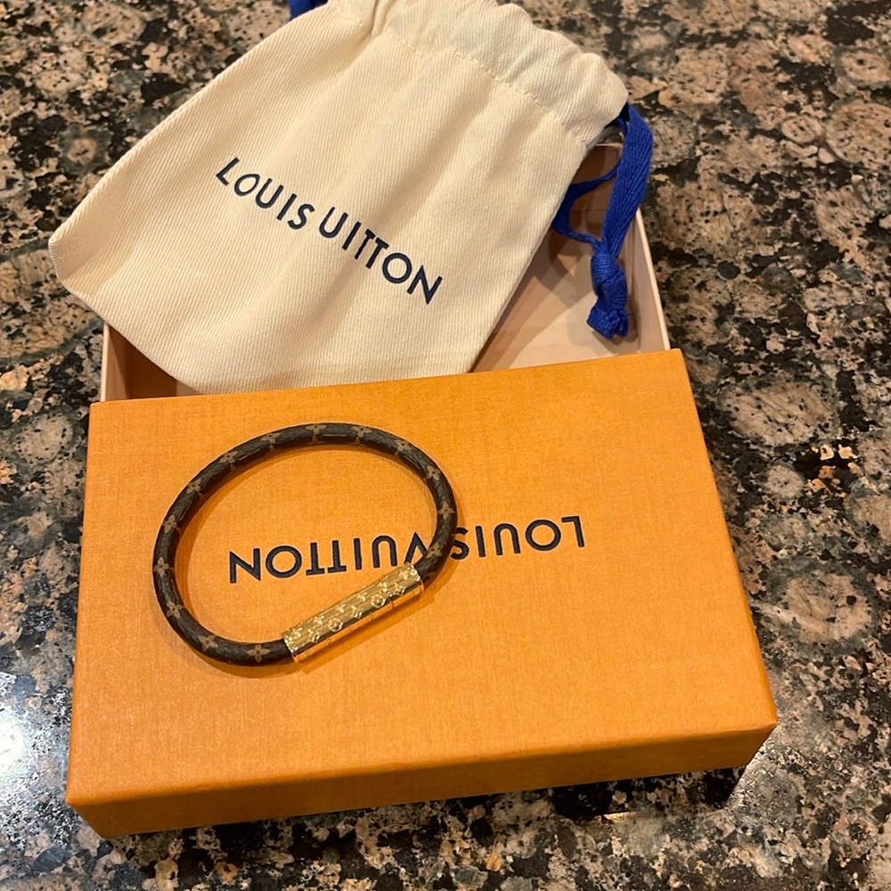 Louis Vuitton Daily Confidential Bracelet